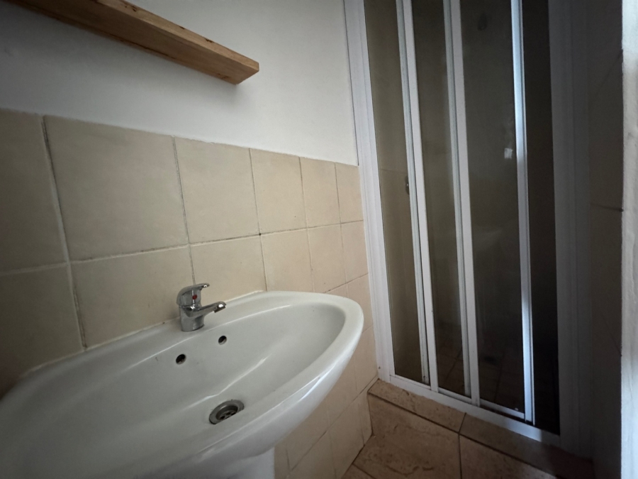 4 Bedroom Property for Sale in Black River Western Cape